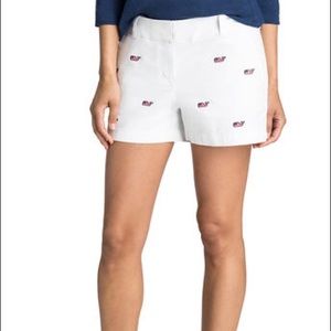 White whale printed vineyard vine shorts